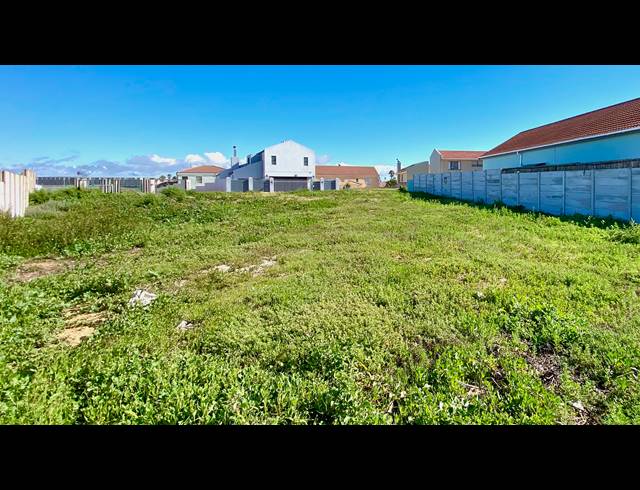532M² VACANT LAND FOR SALE IN PORT OWEN
